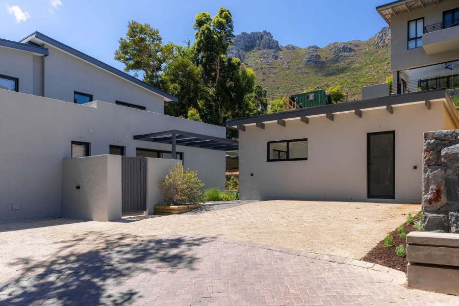 4 Bedroom Property for Sale in Hout Bay Western Cape